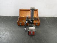 Eclipse Magnetic Base on Stand.
