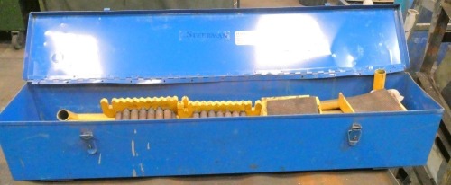 Steerman 20 Tonne Machine Skates.
