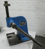 Clarendon Broaching Press.