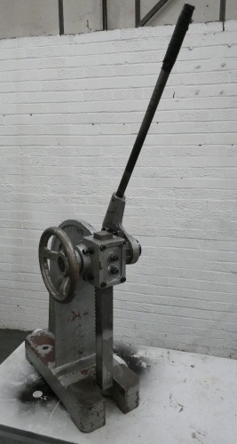 Broaching Press.