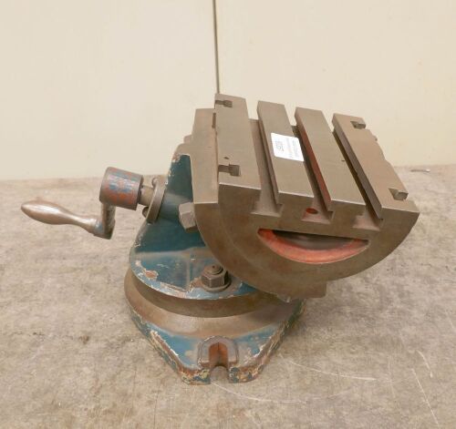 Tilt & Swivel Angle Plate