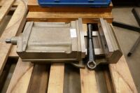 8" Machine Vice