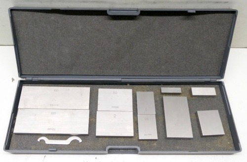Gauge Block Set.
