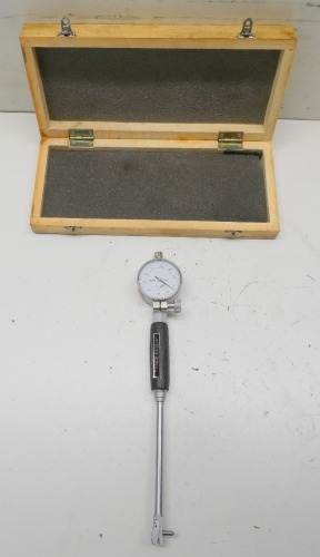 Dial Bore Gauge.
