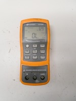 Keysight LCR Meter U1733C.
