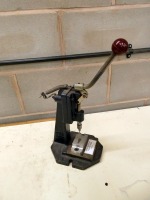 WDS 5000 Toggle Press.