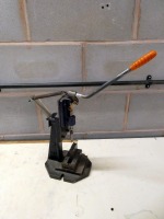 WDS 5000 Toggle Press.