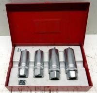 Set of Stud Extractors.