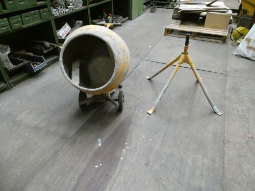 Master Mix MC130 Electric Cement Mixer.