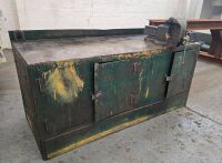 Heavy Duty Work Bench & Vice