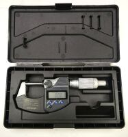 Mitutoyo IP65 Digital Micrometer 0-1".