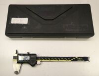 Mitutoyo 500-196-20 Digital Calliper Absolute Digimatic.