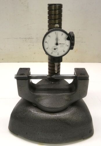 Mitutoyo 2046F Concentricity Gauge.