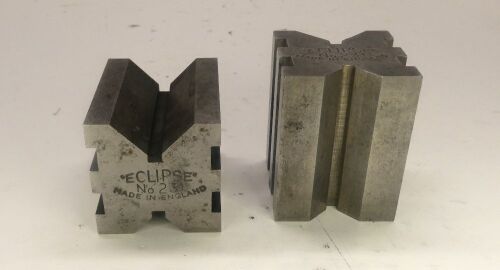 Matching Eclipse Interlocking V Blocks.