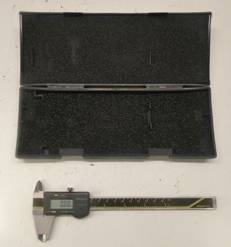 Mitutoyo Digital Vernier Calliper.