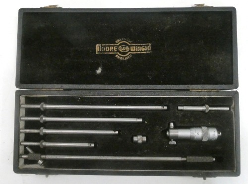 Moore & Wright 2"-7" Inside Micrometer.