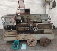 Harrison M400 Gap-Bed Centre Lathe