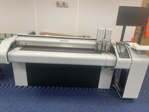 Zund S3 M-800 Digital Cutter