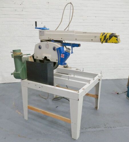OMGA 700/5 Radial Arm Saw