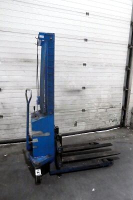 Smaland Truck AB Electric Pedestrian Pallet Truck