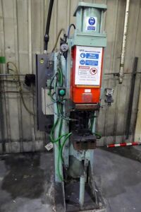 British Federal 300KVA Pedestal Resistance Welder