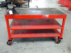 Mobile Steel Work Bench With Vice