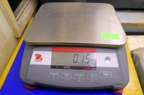 Ohaus Ranger 3000 Balance Scale