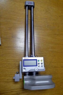 Mitutoyo Digimatic Height Gauge 300mm