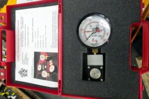 Avil Pressure Test Gauge