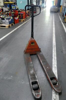 Pedestrian Pallet Truck