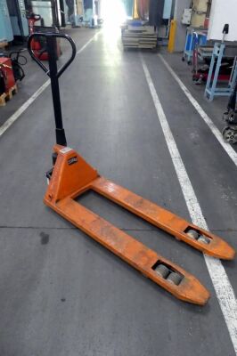 Pedestrian Pallet Truck