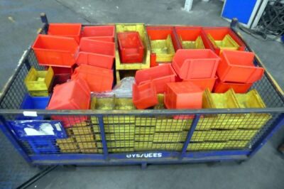 Stillage Off Assorted Plastic Tote Bins