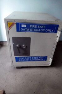 Phoenix 2000 Datacare Safe