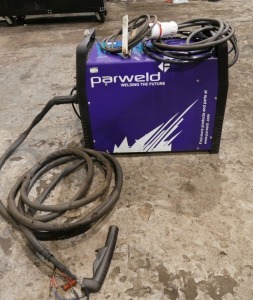 Parweld XPT 103 Plasma Cutter