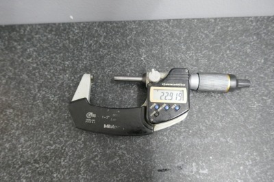 Mitutoyo 1-2" Digital Micrometer