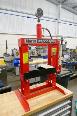 Clarke Strongarm 10 Ton Garage Press