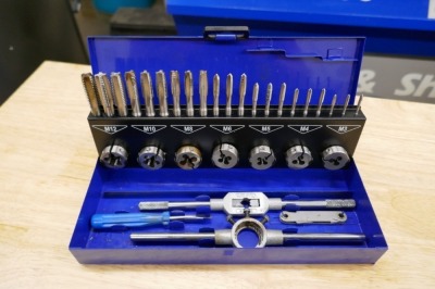 Metric Threading Kit