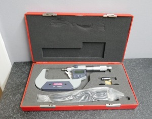 SPI 1-2" Digital Micrometer