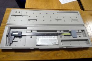 Mitutoyo 0-450mm Digimatic Vernier Caliper