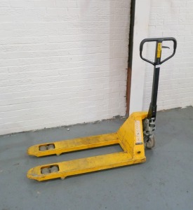 2500kg Pallet Truck