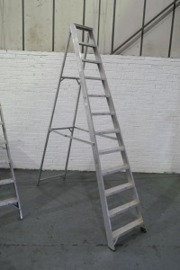 Aluminium Step Ladders