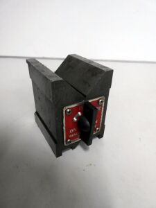 Eclipse Magnetic Vee Block 4"x3"x3"