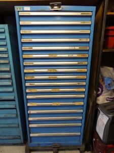 CSE 17 Drawer Tooling Cabinet with Contents