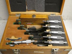 Mitutoyo Micrometer set 0-150mm