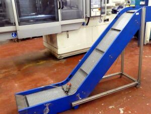 Variable Speed Paddle Incline Conveyor