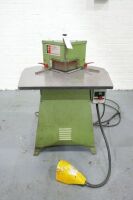 Femco Engineering Hydronotch Corner Notcher