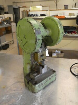 Bench Top Toggle Press