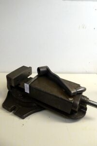 6" Swivel Machine Vice