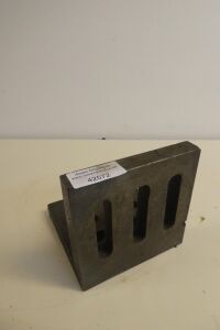 6" x 6" x 6" Angle Plate