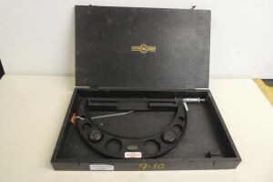 Moore & Wright 9 -10" Micrometer